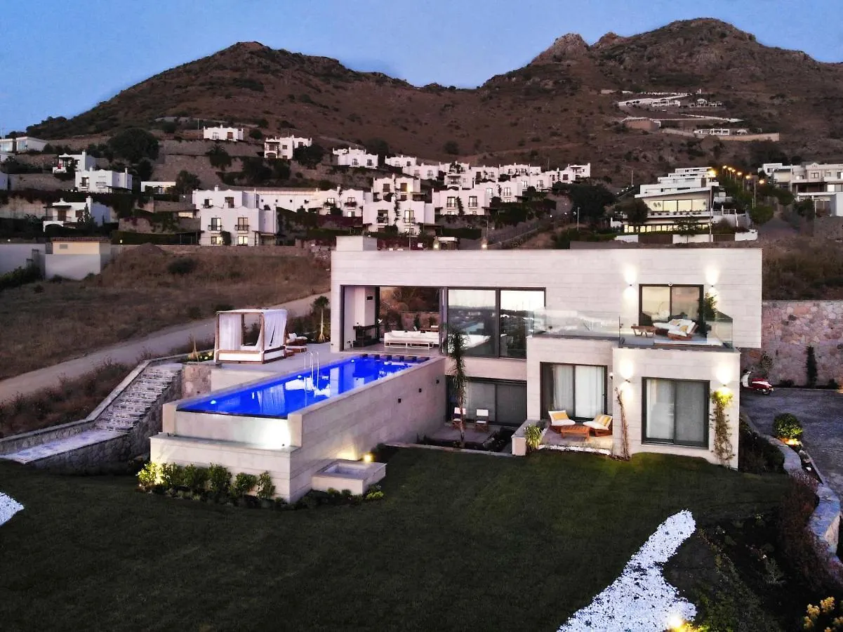 Vistaport B - Luxury Villa contacts